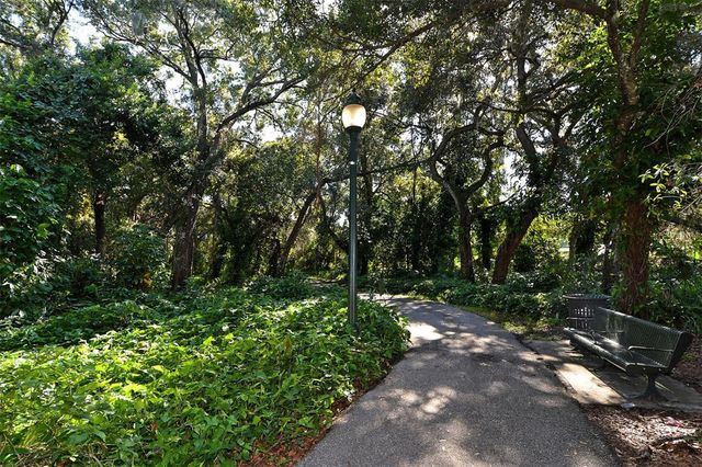 1661 S JEFFERSON AVENUE, Sarasota, FL 34239