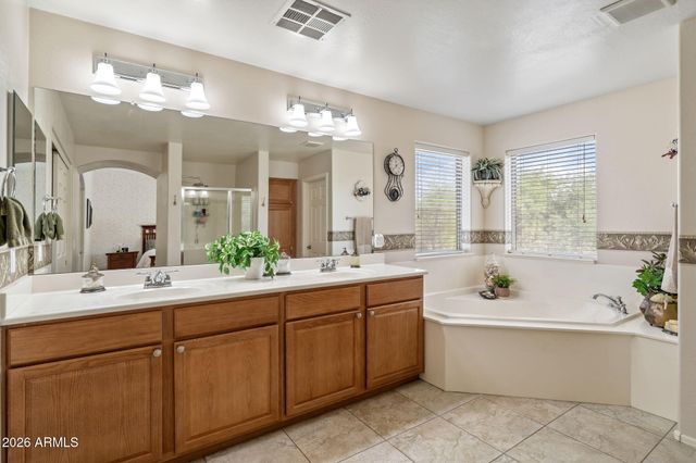 8919 S 40TH Drive, Laveen, AZ 85339