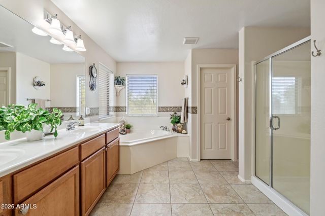 8919 S 40TH Drive, Laveen, AZ 85339