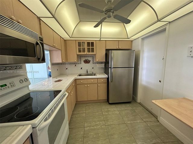 1825 S Ocean Dr 503, Hallandale Beach, FL 33009