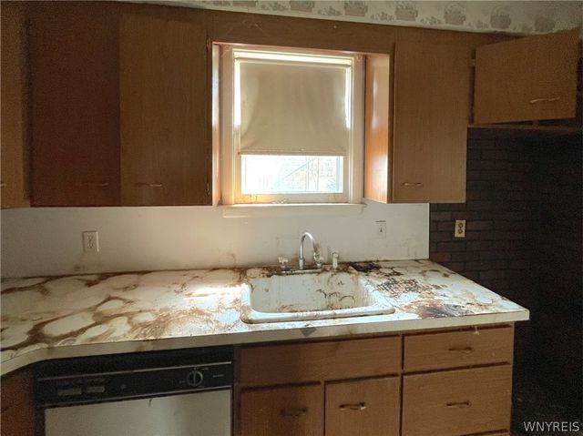 529 17th Street, Niagara Falls, NY 14301