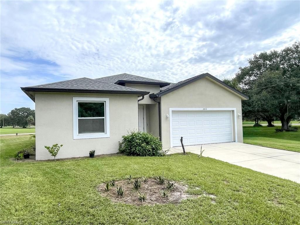 2013 Odessa CIR, LABELLE, FL 33935 — photo 2