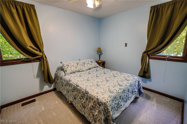 2337 Reno Drive, Louisville, OH 44641
