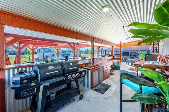 1460 N US HWY 287, Palestine, TX 75803
