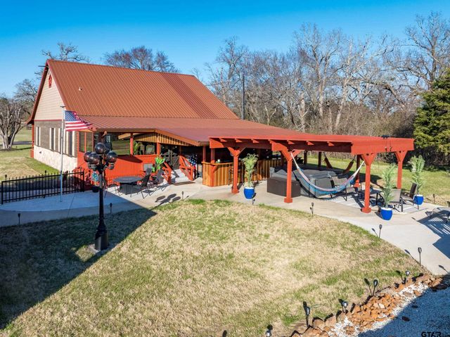 1460 N US HWY 287, Palestine, TX 75803