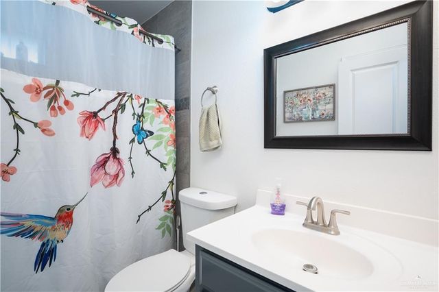 32516 El Preseno E Road, San Benito, TX 78586