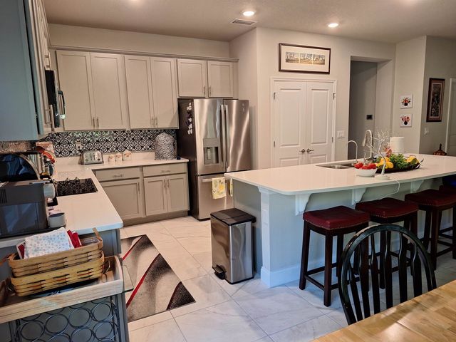 92 Whispering Pine Dr, Palm Coast, FL 32164