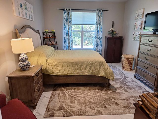 92 Whispering Pine Dr, Palm Coast, FL 32164