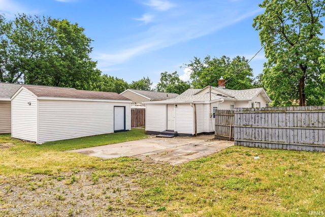 914 W Marion Street, Mishawaka, IN 46545