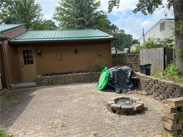 1921 Birch Trace Drive, Austintown, OH 44515