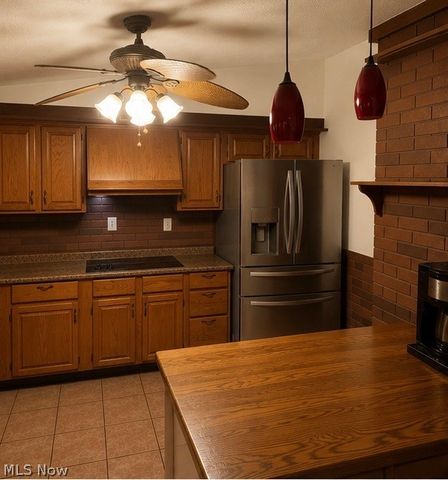 1921 Birch Trace Drive, Austintown, OH 44515