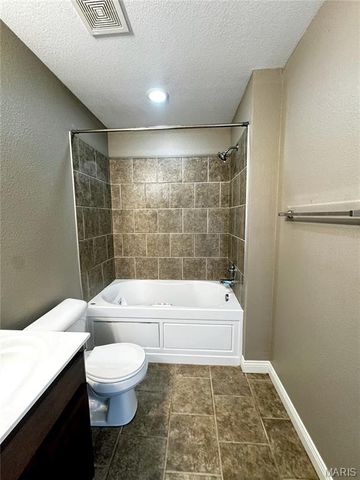 134 Kale Court, St Robert, MO 65584