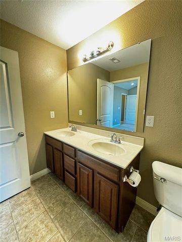 134 Kale Court, St Robert, MO 65584