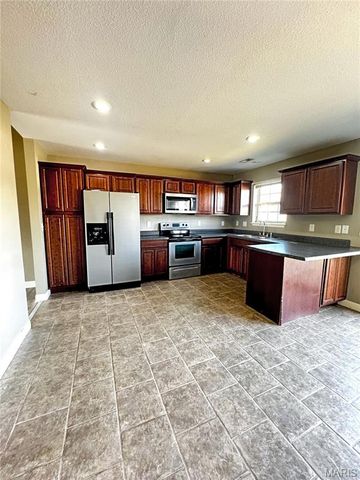 134 Kale Court, St Robert, MO 65584