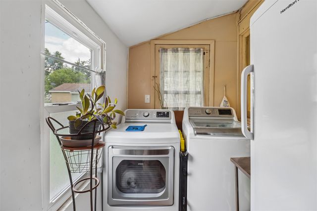 3917 11th Street, Des Moines, IA 50313