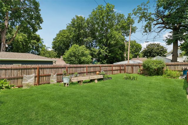 3917 11th Street, Des Moines, IA 50313
