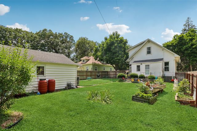 3917 11th Street, Des Moines, IA 50313