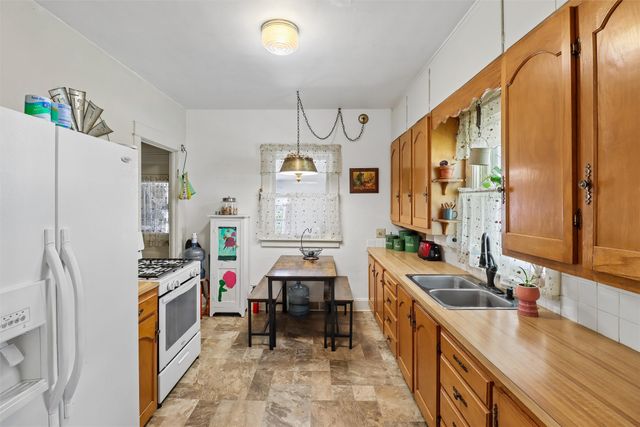 3917 11th Street, Des Moines, IA 50313