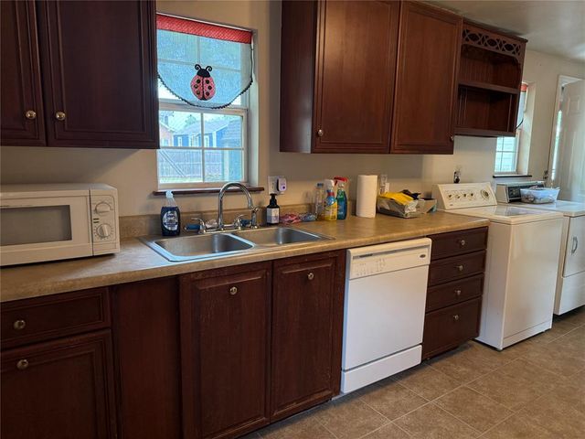 425 E Eufaula St., Norman, OK 73071