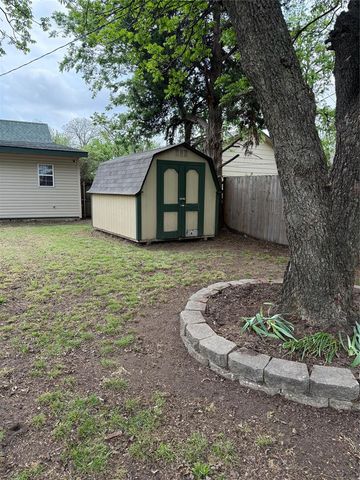 425 E Eufaula St., Norman, OK 73071