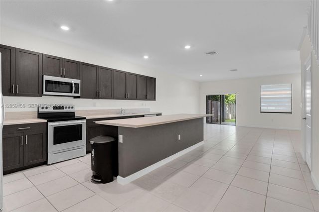 25134 SW 108th Court, Homestead, FL 33032