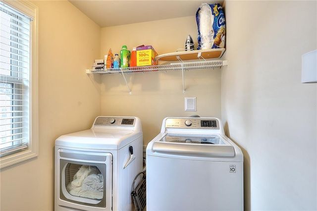 1306 Harris Way, Atlanta, GA 30319