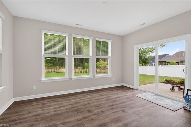 106 Everclear DR, Suffolk, VA 23435