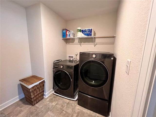 106 Everclear DR, Suffolk, VA 23435