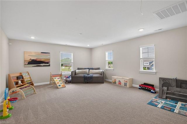 106 Everclear DR, Suffolk, VA 23435