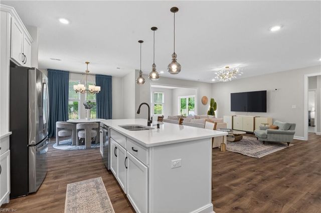 106 Everclear DR, Suffolk, VA 23435