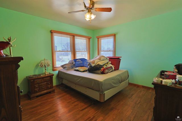 306 7th Street, Linn, KS 66953