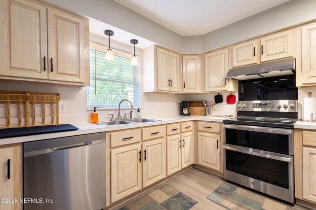 4610 SADDLEHORN Trail, Middleburg, FL 32068