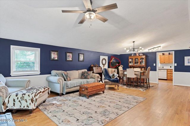 20920 Old Lumberton Road, Maxton, NC 28364