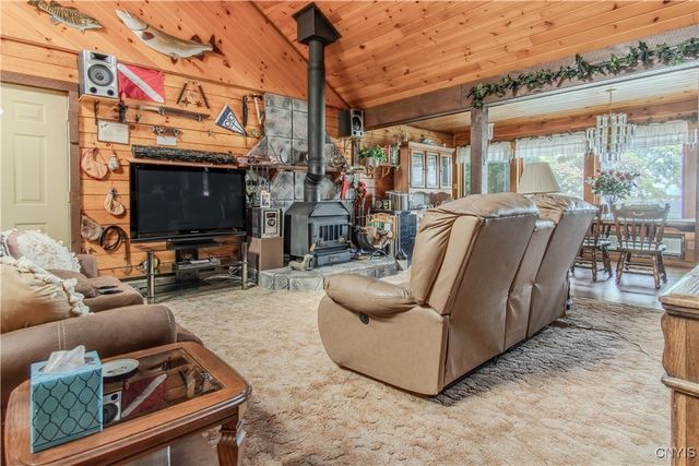 7176 Beadles Point Road, Cape Vincent, NY 13618