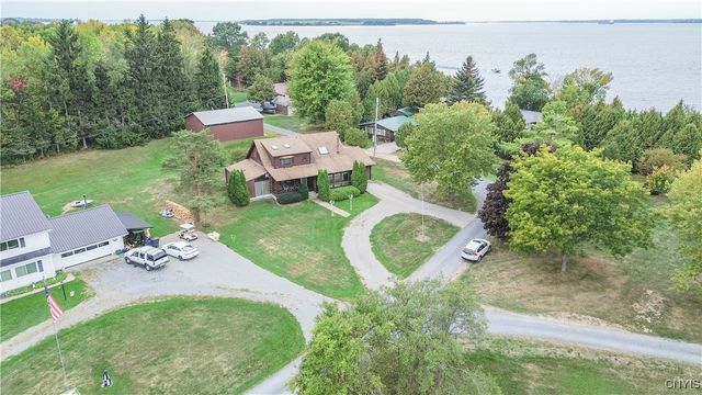 7176 Beadles Point Road, Cape Vincent, NY 13618