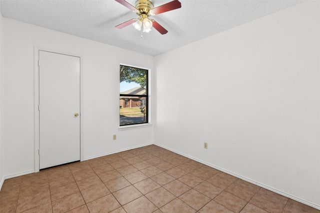 1412 Spicewood Drive, Mesquite, TX 75181