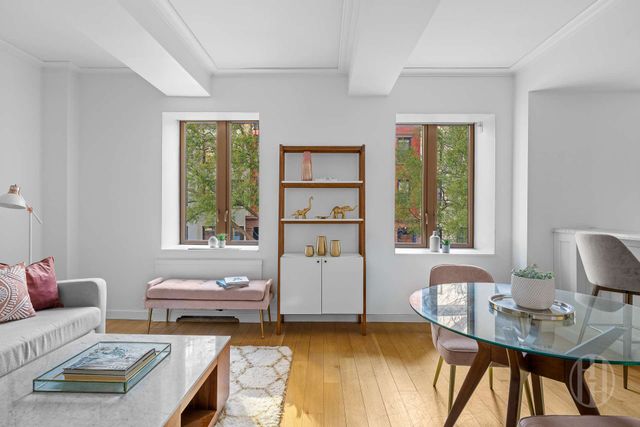 225 E 19th St Apt 203, New York City, NY 10003