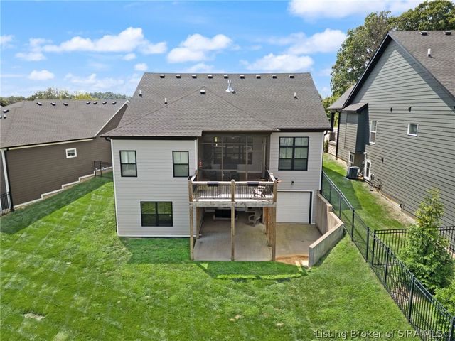 326 Tuscany Drive, Floyds Knobs, IN 47119