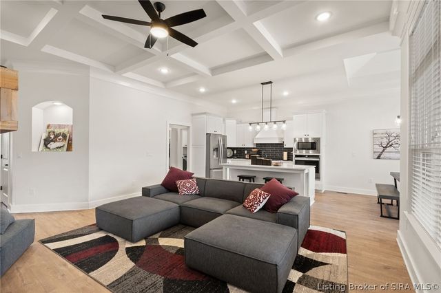 326 Tuscany Drive, Floyds Knobs, IN 47119