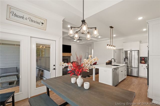 326 Tuscany Drive, Floyds Knobs, IN 47119