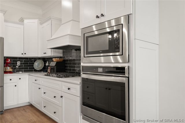 326 Tuscany Drive, Floyds Knobs, IN 47119