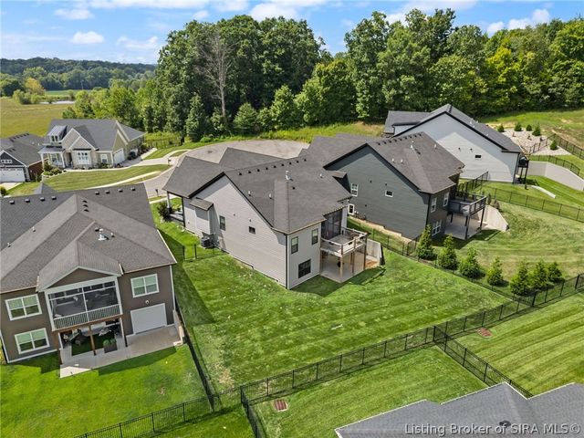 326 Tuscany Drive, Floyds Knobs, IN 47119
