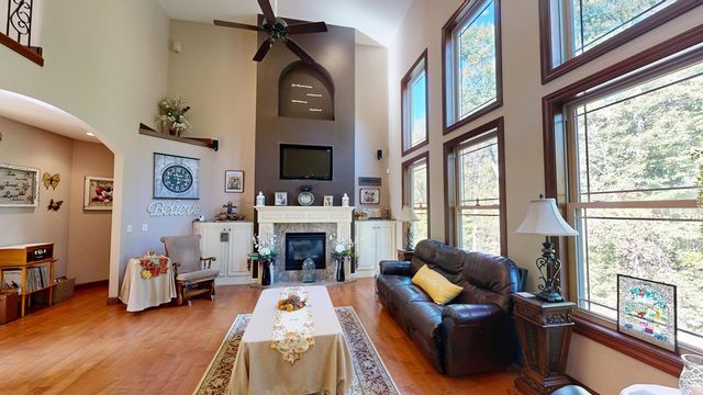 3880 Horizon Dr, Mansfield, OH 44903