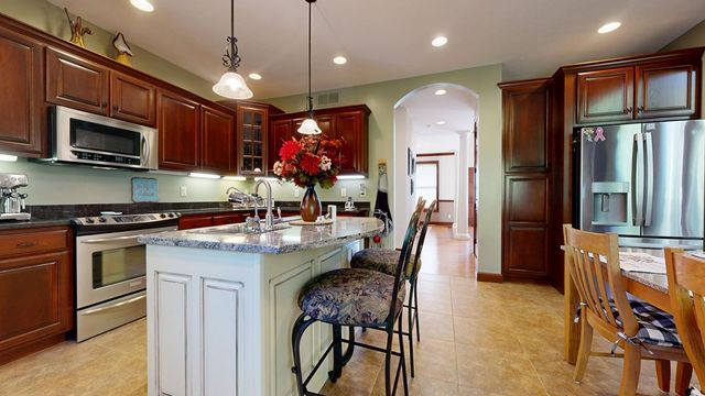 3880 Horizon Dr, Mansfield, OH 44903