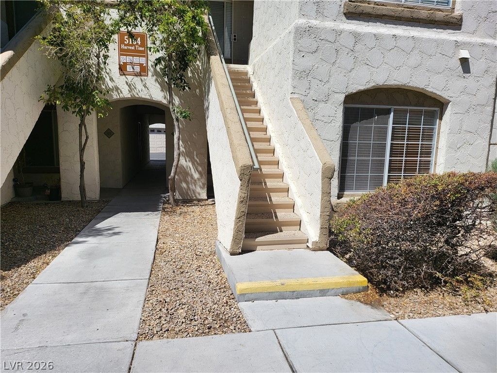 5104 Harvest Time Street 102, Las Vegas, NV 89130 — exterior
