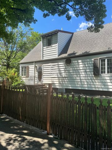 8019 Grand Central Parkway, East Elmhurst, NY 11370