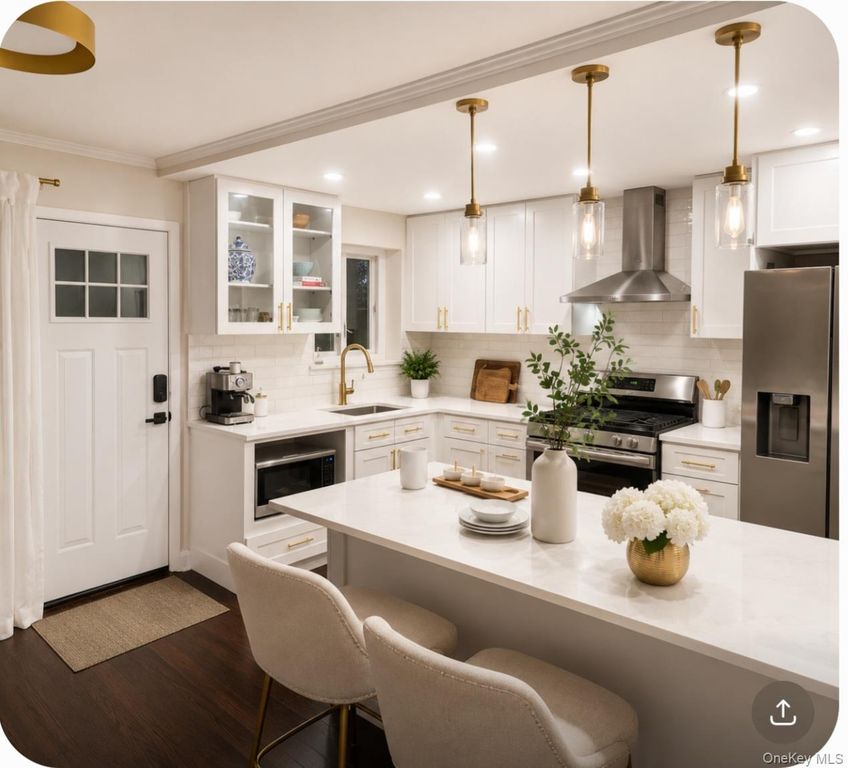3111 Gunther Avenue, Bronx, NY 10469 — photo 4