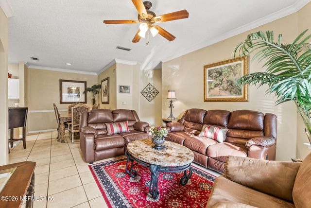 10000 GATE Parkway 2015, Jacksonville, FL 32246