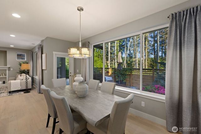 13409 Edmunds Parkway E, Bonney Lake, WA 98391