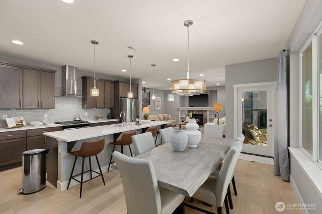 13409 Edmunds Parkway E, Bonney Lake, WA 98391